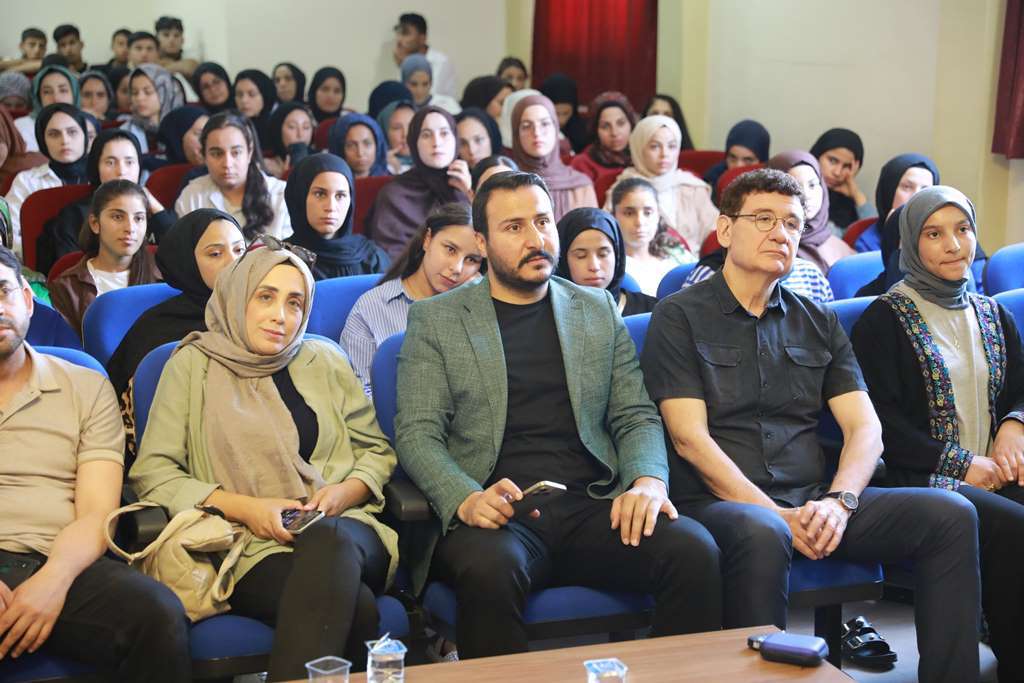 HARRAN BELEDİYESİ'NDEN SINAV ÖNCESİ ÖĞRENCİLERE MORAL SEMİNERİ
